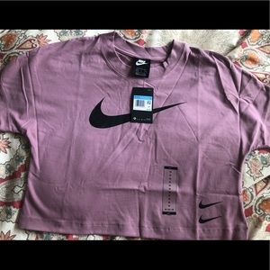 Nike Women’s Swish Crop Top